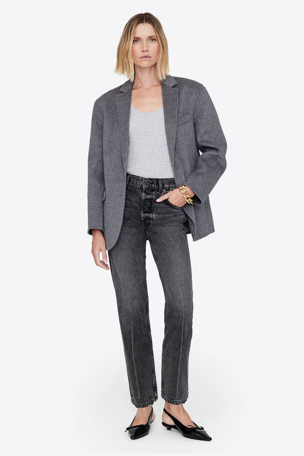 Jean Kate Anine Bing en coton gris. Vue porté face. 