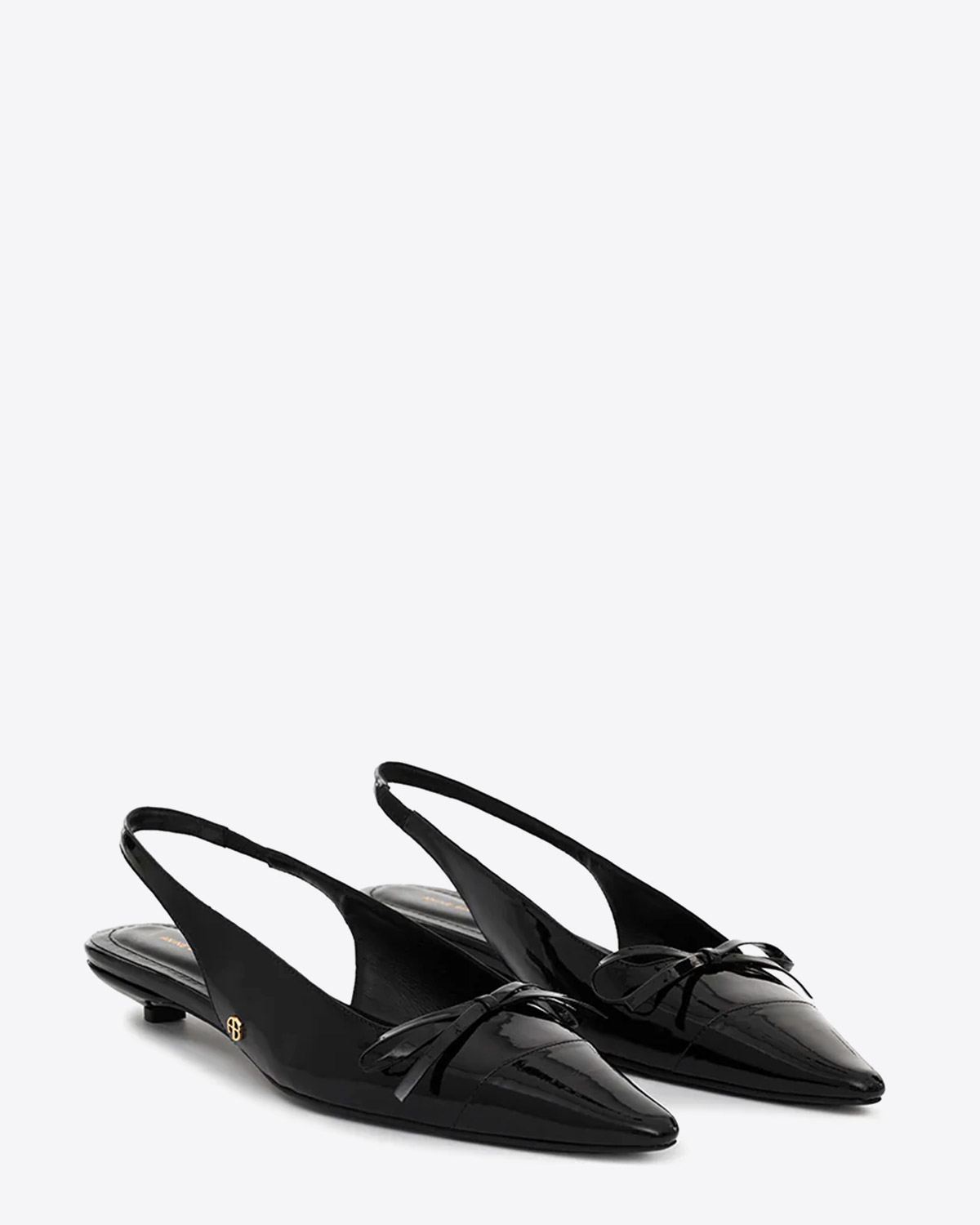 Ballerines Slingback Zoey Anine Bing en cuir noir. Vue face.