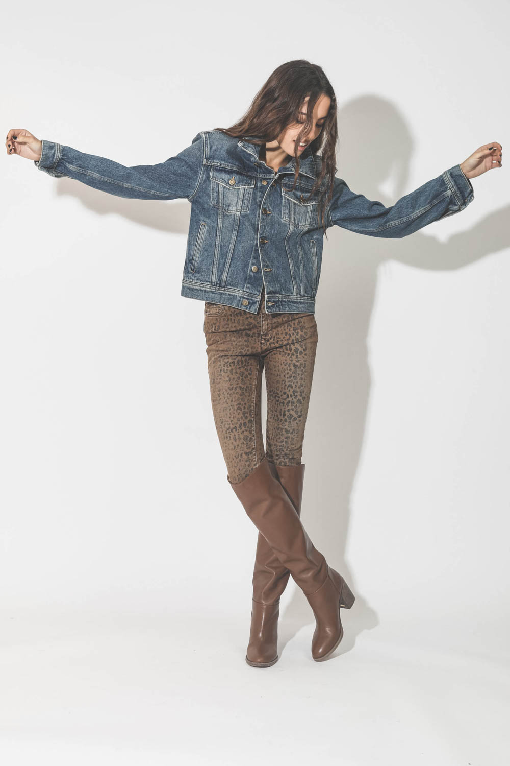 Blouson en jean bleu ciel Golden Goose. 