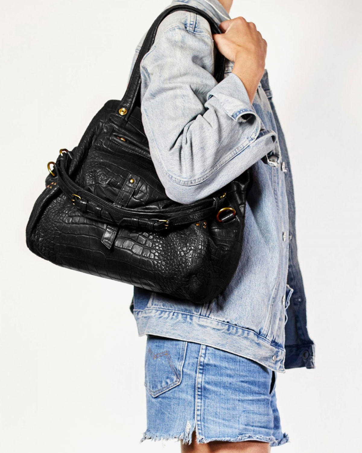 Cabas Billy M vachette croco noir Jérôme Dreyfuss. Porté épaule.